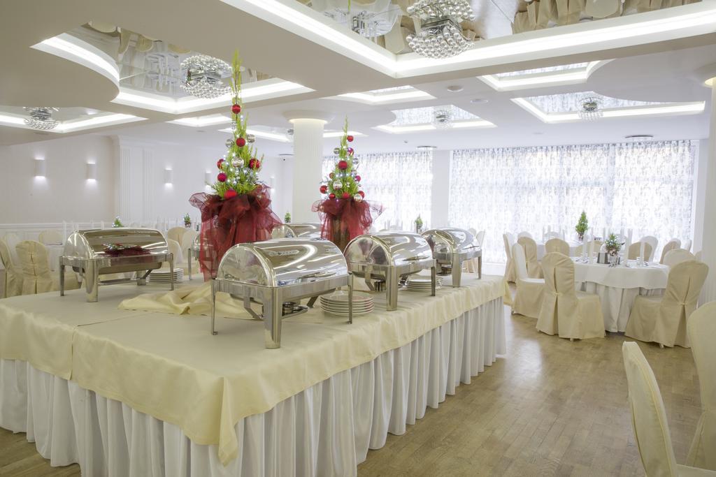 Hotel Jantar Wellness & Spa Ustka Esterno foto