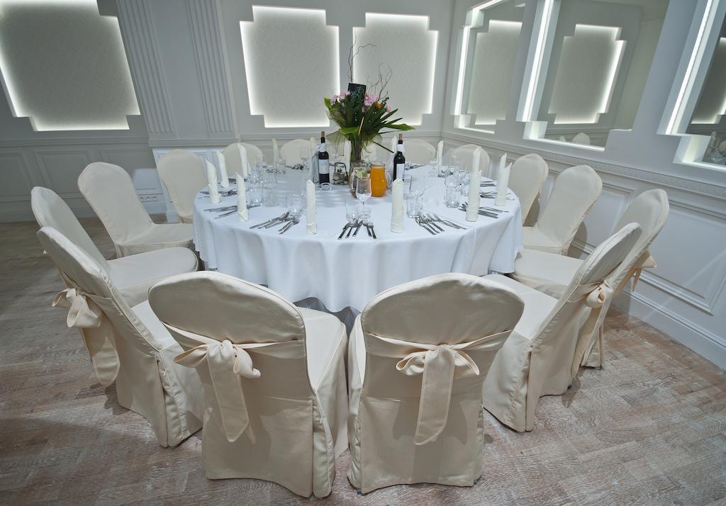 Hotel Jantar Wellness & Spa Ustka Esterno foto