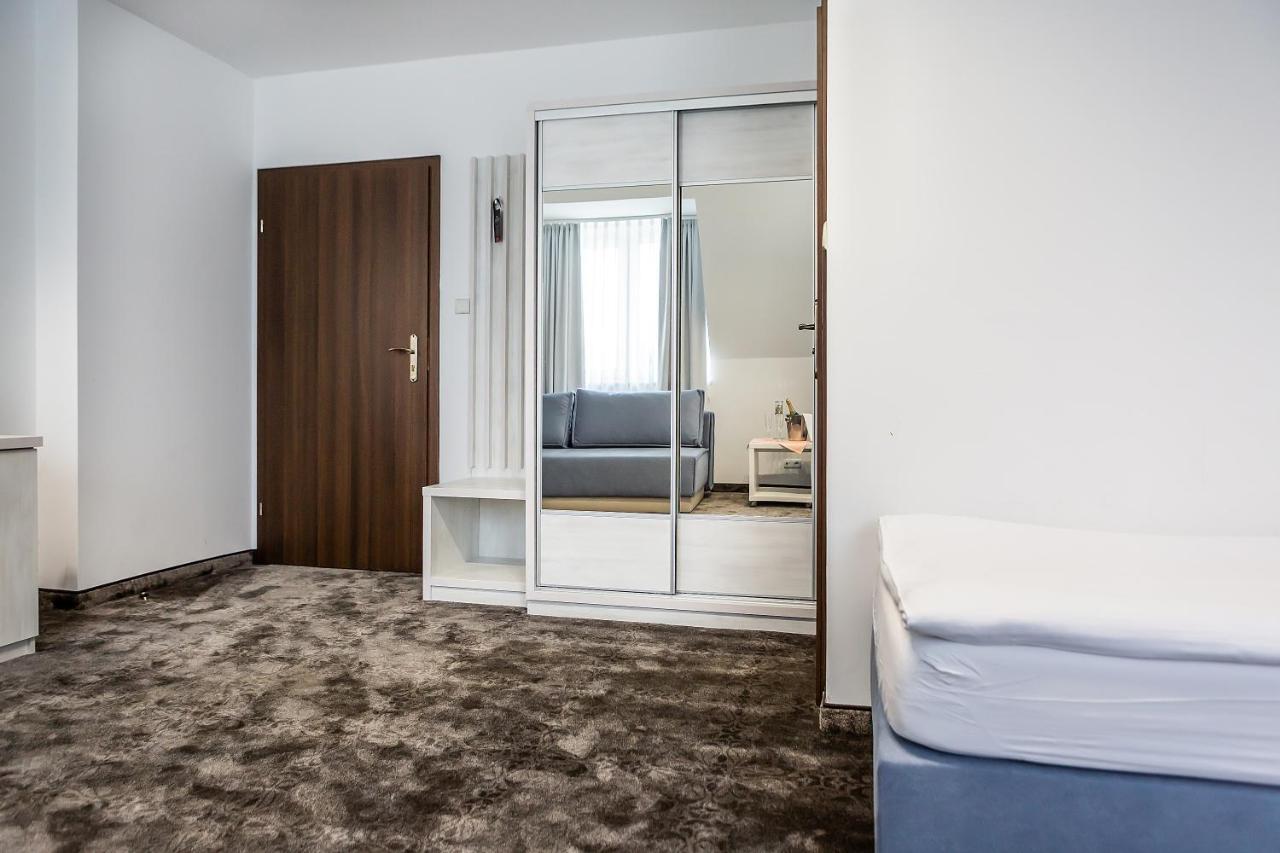 Hotel Jantar Wellness & Spa Ustka Esterno foto