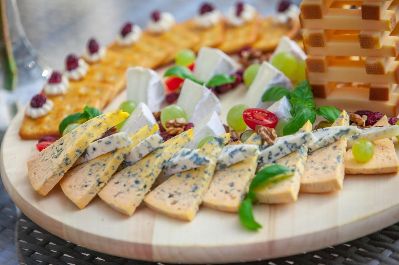 Hotel Jantar Wellness & Spa Ustka Esterno foto